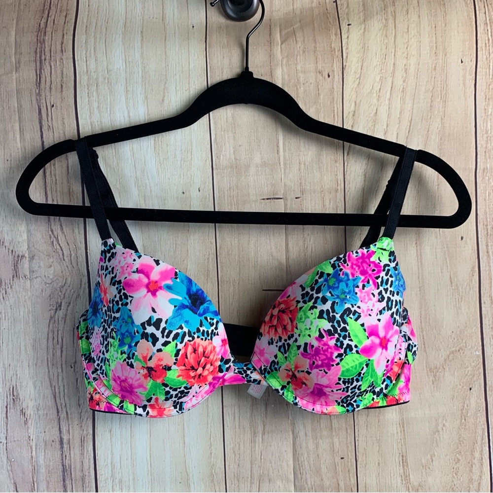 Y2K Victoria's Secret Pink Floral Bra